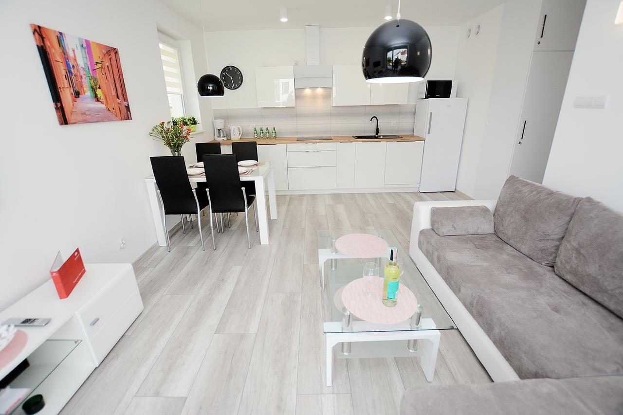 Apartament Magnolia Kolobrzeg Exterior photo